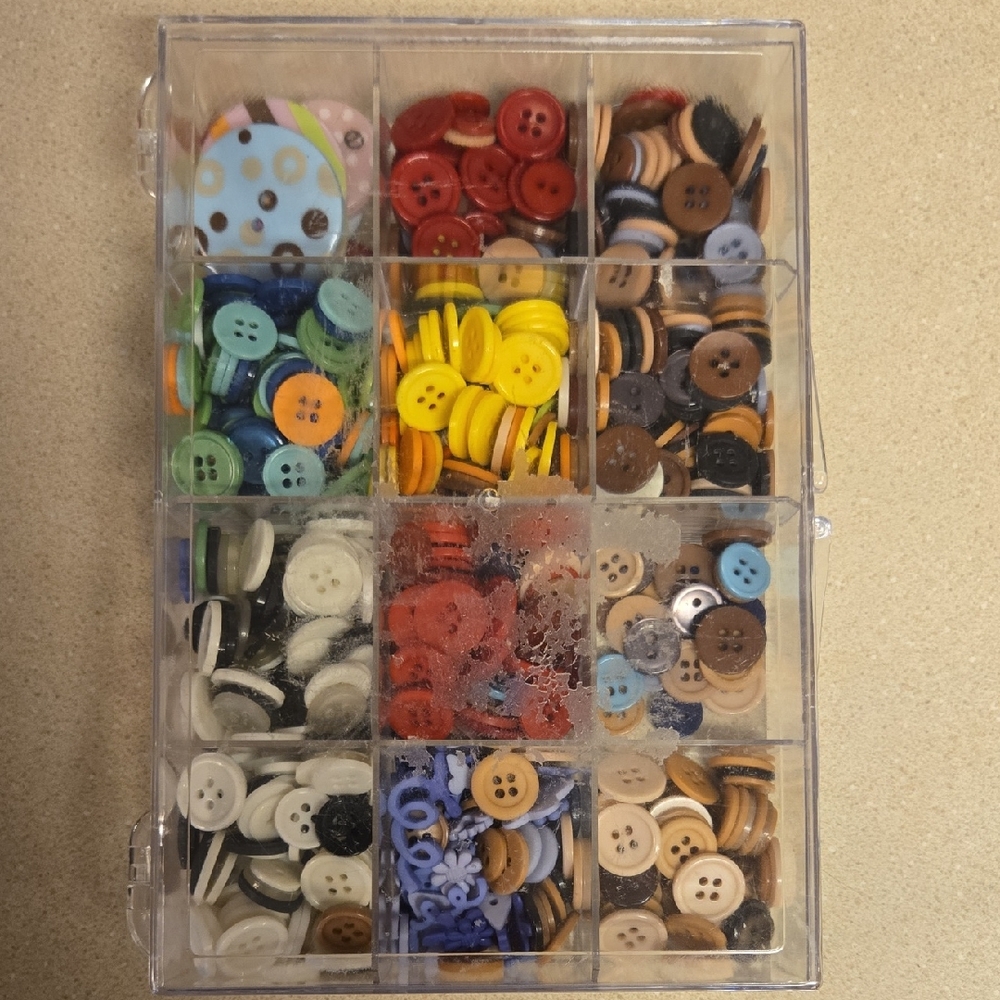 Multi-Color Button Lot With Storage Container - Picture 1 of 11